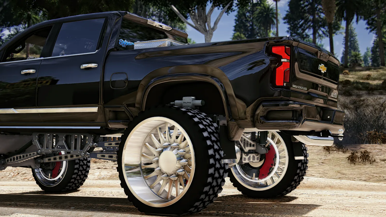 Snoozypb105 Squatted 25 chevy 2500 FiveM truck, photo 3