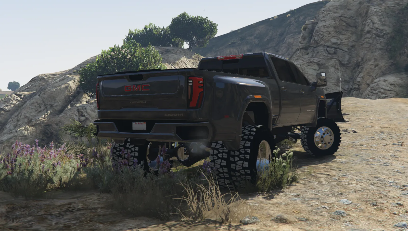 Snoozypb15 24 gmc dually FiveM truck, photo 3